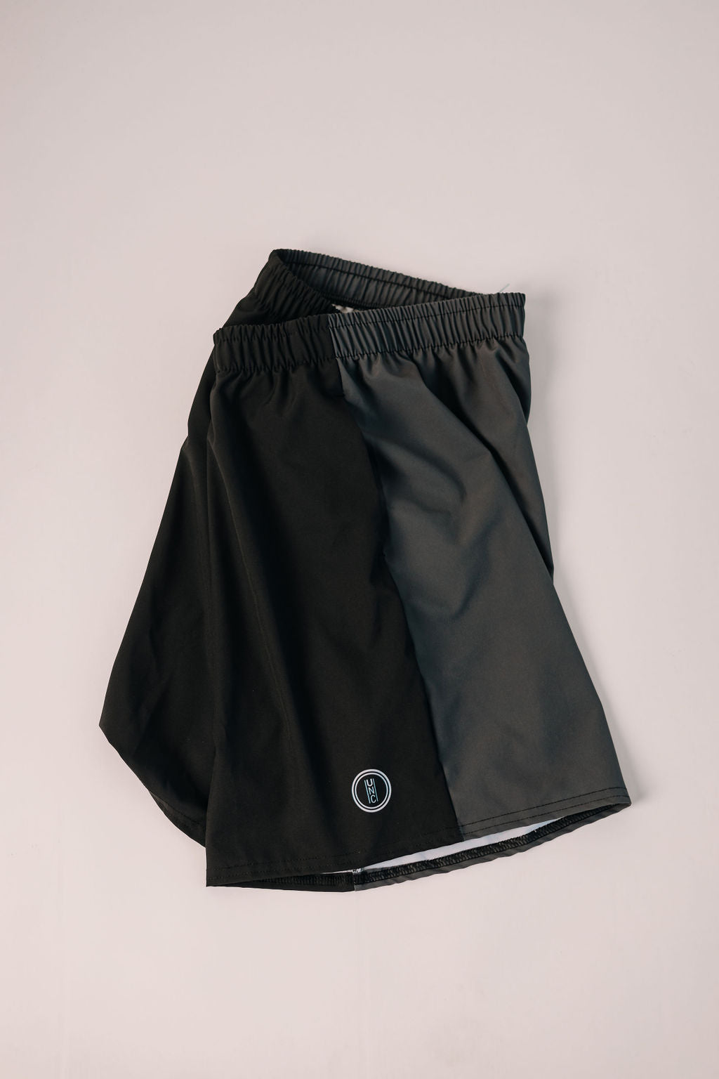 (UNCIRCULATED) BLACK/GREY GYM SHORTS